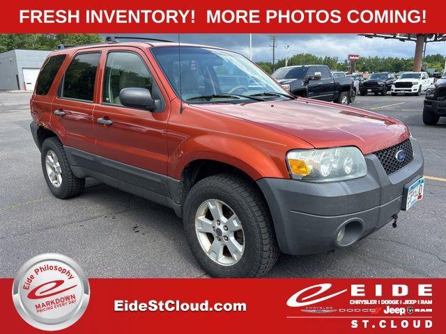 used 2006 Ford Escape car, priced at $4,000