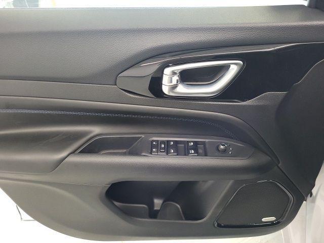 new 2025 Jeep Compass car, priced at $33,412