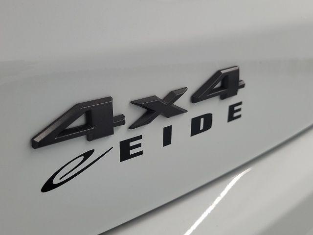 new 2025 Jeep Compass car, priced at $33,412