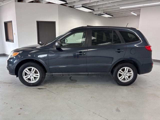 used 2012 Hyundai Santa Fe car, priced at $6,000