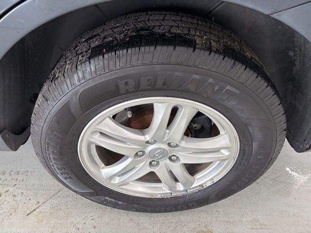 used 2012 Hyundai Santa Fe car, priced at $6,000
