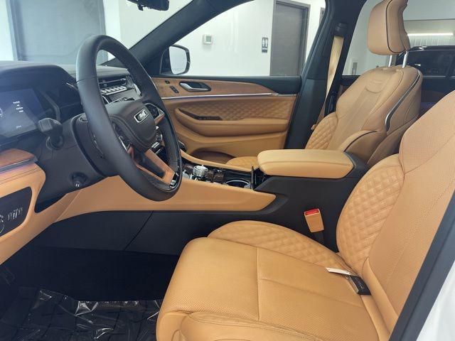 used 2025 Jeep Grand Cherokee car, priced at $54,000