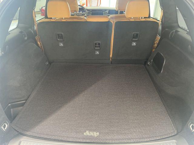 used 2025 Jeep Grand Cherokee car, priced at $54,000