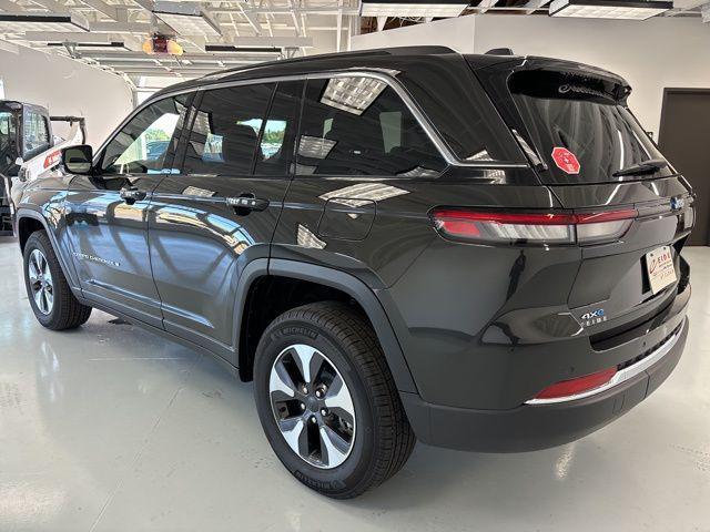 new 2024 Jeep Grand Cherokee 4xe car, priced at $47,752