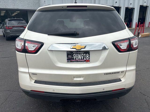 used 2015 Chevrolet Traverse car, priced at $6,000