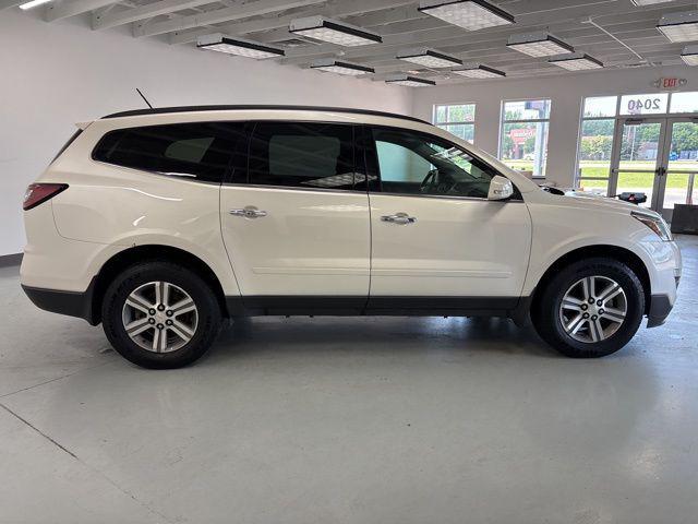 used 2015 Chevrolet Traverse car, priced at $6,000