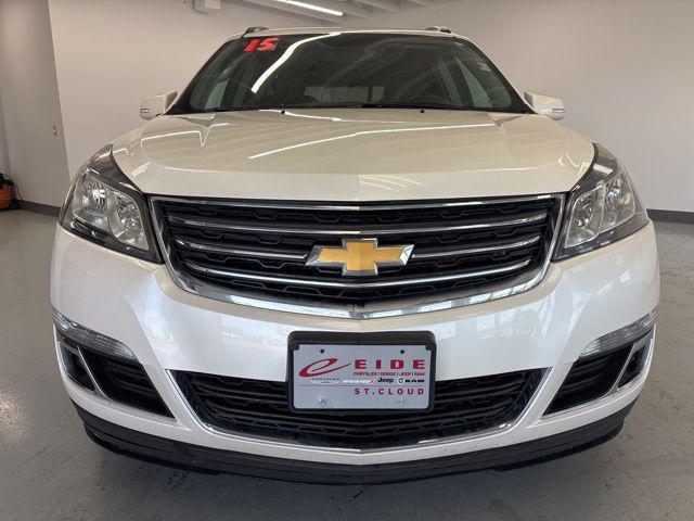 used 2015 Chevrolet Traverse car, priced at $6,000