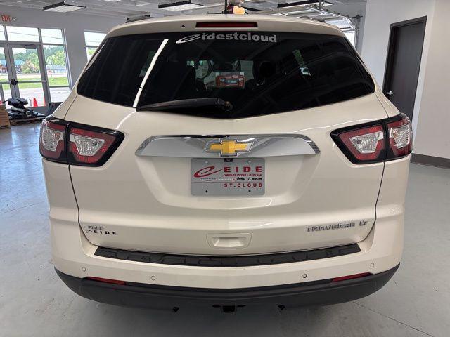 used 2015 Chevrolet Traverse car, priced at $6,000