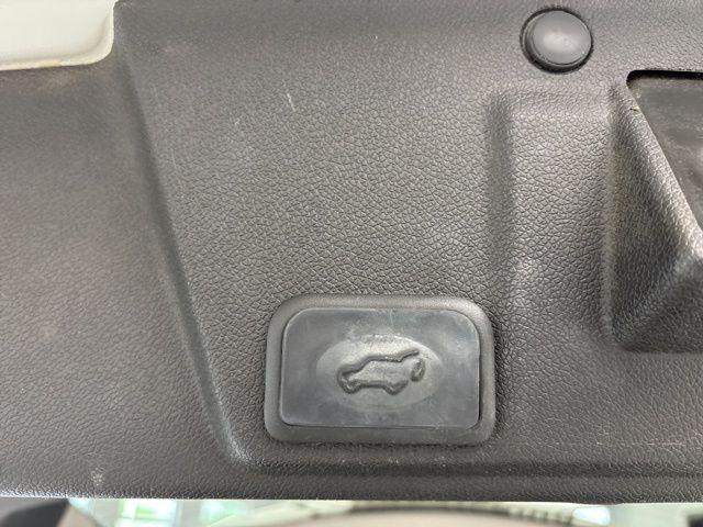 used 2015 Chevrolet Traverse car, priced at $6,000
