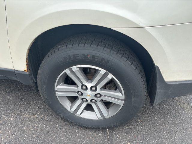 used 2015 Chevrolet Traverse car, priced at $6,000