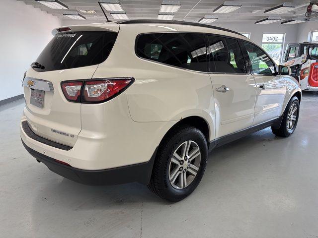 used 2015 Chevrolet Traverse car, priced at $6,000