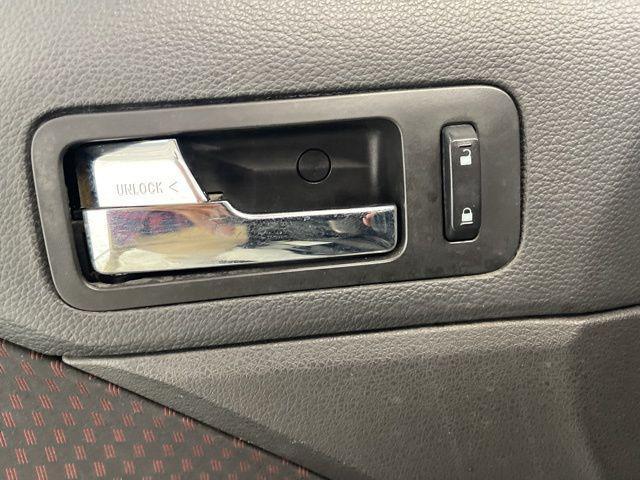 used 2007 Ford Fusion car, priced at $3,000