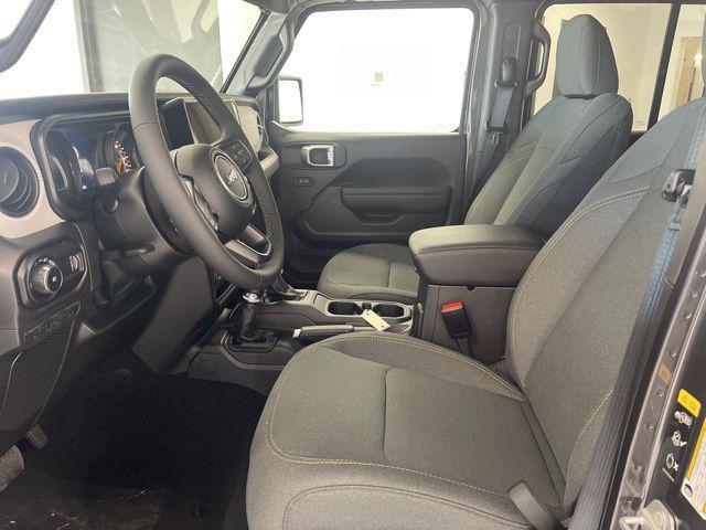 new 2025 Jeep Wrangler car, priced at $46,808