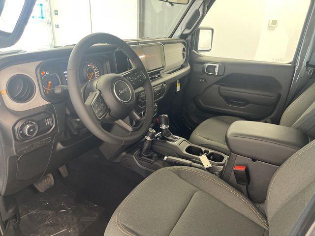new 2025 Jeep Wrangler car, priced at $46,808