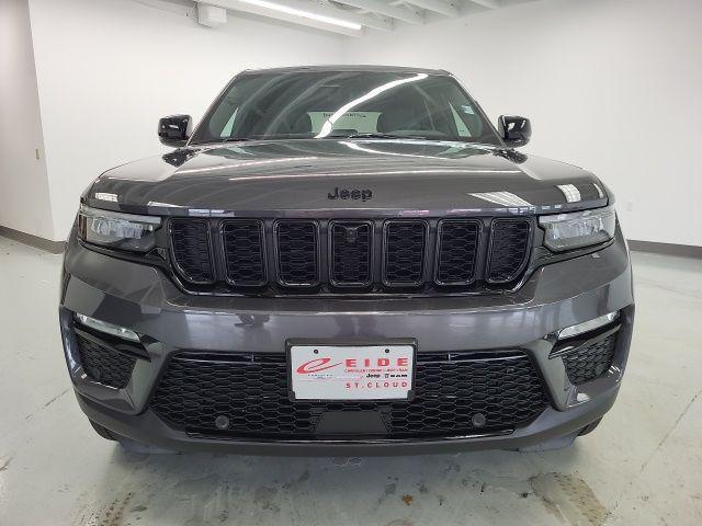 new 2025 Jeep Grand Cherokee car, priced at $49,898