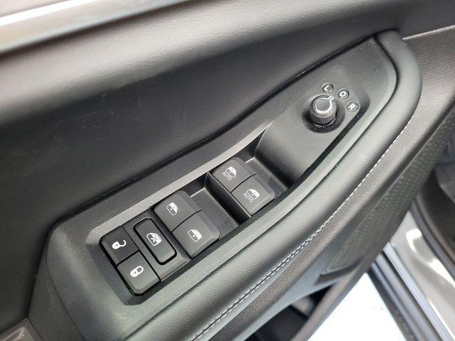 new 2025 Jeep Grand Cherokee car, priced at $44,881