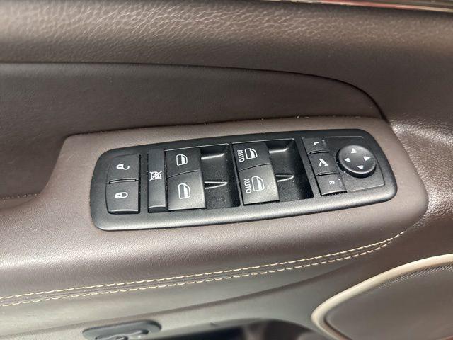 used 2014 Jeep Grand Cherokee car, priced at $17,500