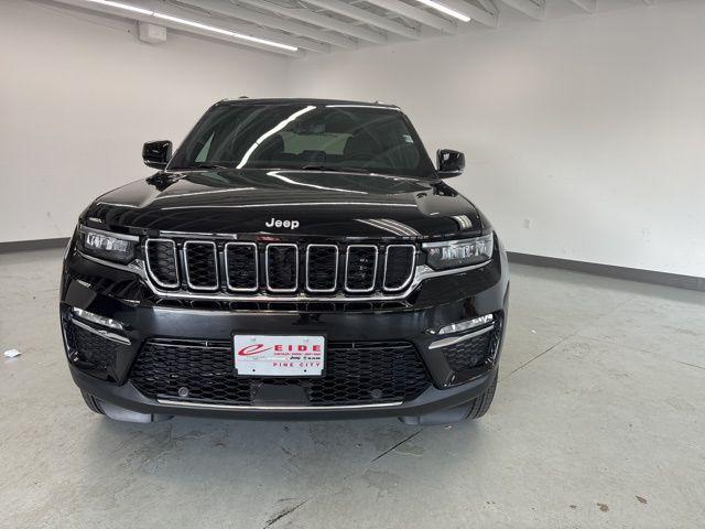 new 2025 Jeep Grand Cherokee car, priced at $46,860