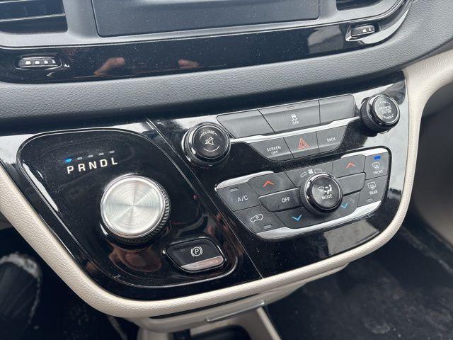 used 2017 Chrysler Pacifica car, priced at $9,000