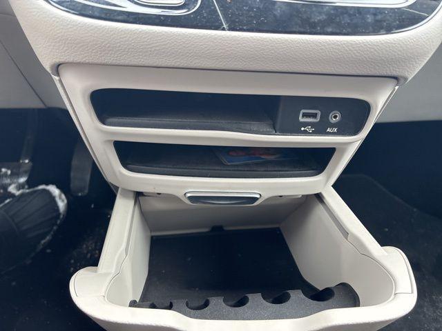 used 2017 Chrysler Pacifica car, priced at $9,000