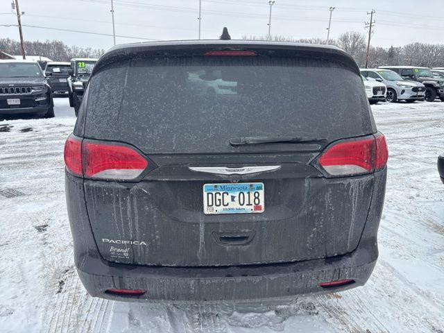 used 2017 Chrysler Pacifica car, priced at $9,000