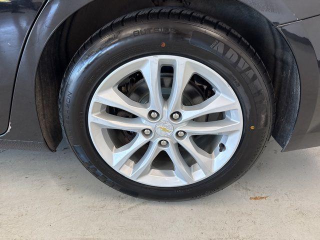 used 2016 Chevrolet Malibu car, priced at $9,500