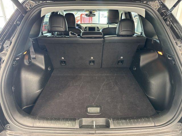 used 2023 Jeep Cherokee car, priced at $22,000
