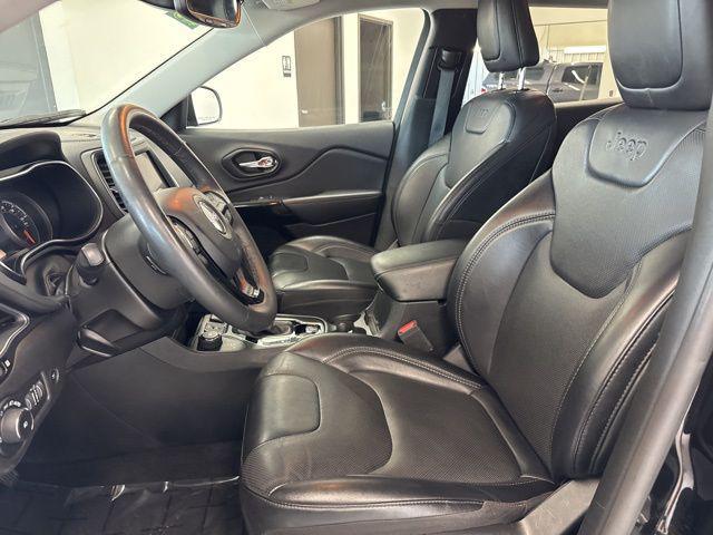 used 2023 Jeep Cherokee car, priced at $22,000