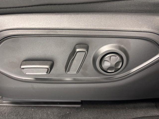 new 2025 Jeep Grand Cherokee L car, priced at $44,559