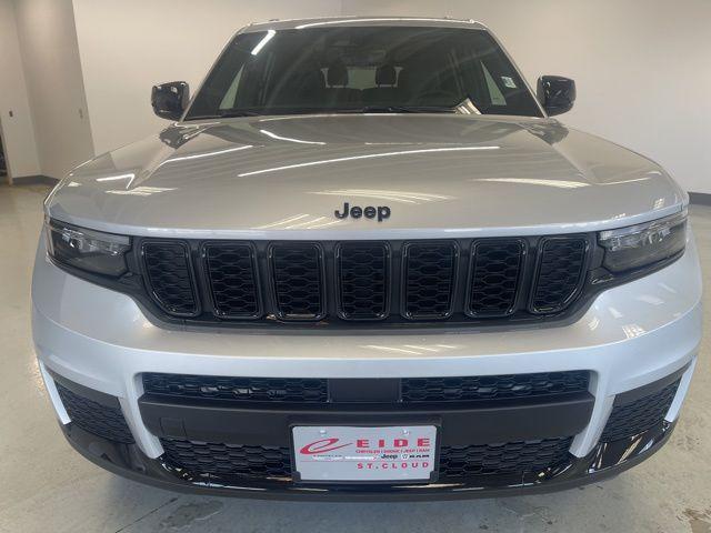 new 2025 Jeep Grand Cherokee L car, priced at $43,233
