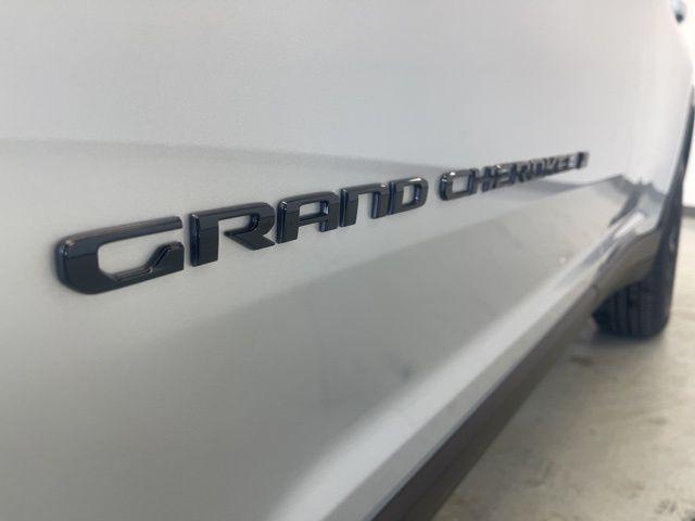 new 2025 Jeep Grand Cherokee L car, priced at $43,233