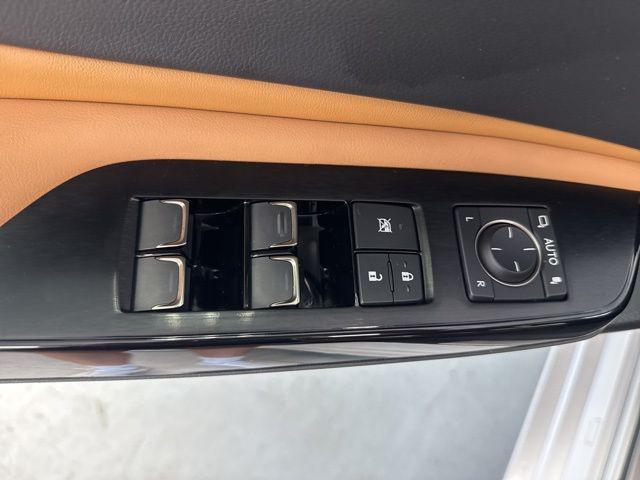 used 2024 Lexus ES 250 car, priced at $38,500