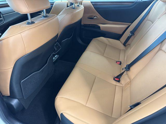 used 2024 Lexus ES 250 car, priced at $38,500