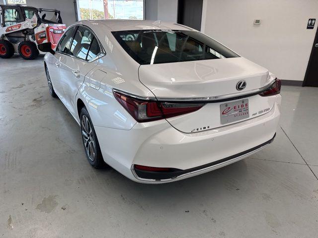 used 2024 Lexus ES 250 car, priced at $38,500