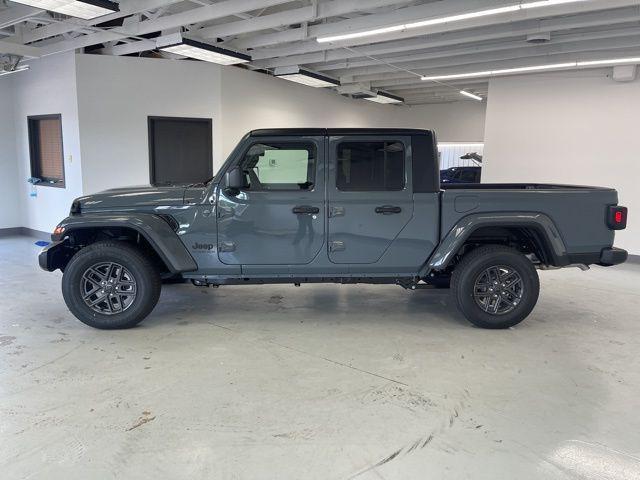 new 2025 Jeep Gladiator car, priced at $44,464