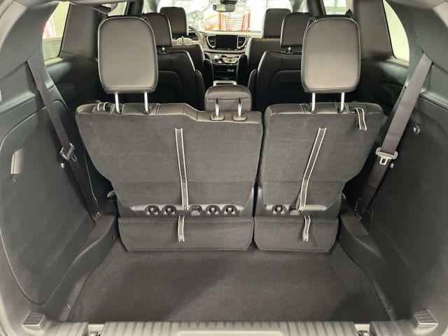 new 2025 Chrysler Pacifica car, priced at $41,596