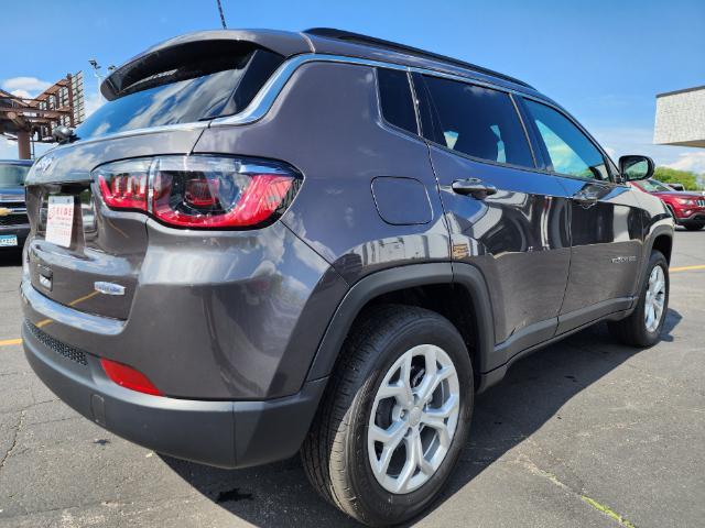 new 2024 Jeep Compass car, priced at $28,954
