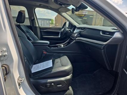 used 2022 Jeep Grand Cherokee L car, priced at $32,000