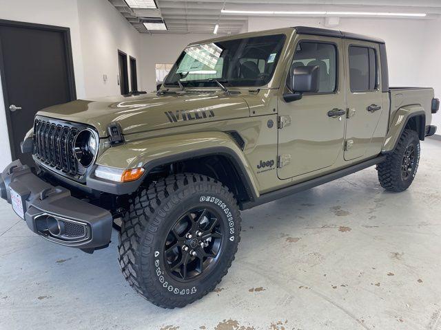 new 2025 Jeep Gladiator car, priced at $47,821