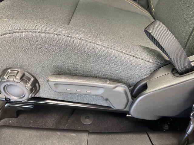 new 2025 Jeep Gladiator car, priced at $47,821