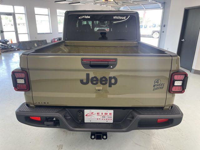new 2025 Jeep Gladiator car, priced at $47,821