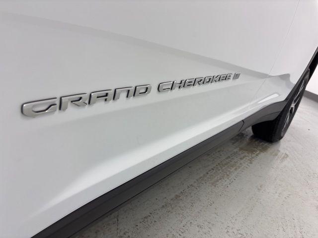 new 2025 Jeep Grand Cherokee L car, priced at $48,695