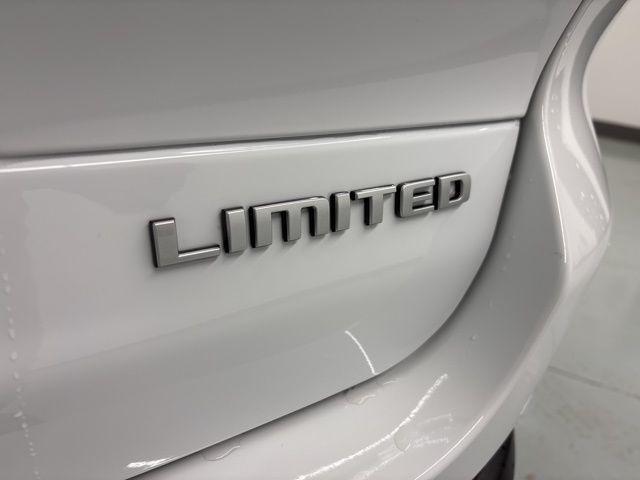 new 2025 Jeep Grand Cherokee L car, priced at $48,695