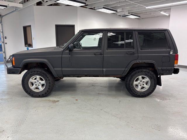 used 2000 Jeep Cherokee car, priced at $2,950