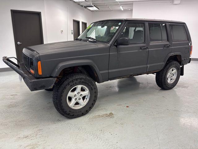 used 2000 Jeep Cherokee car, priced at $2,950