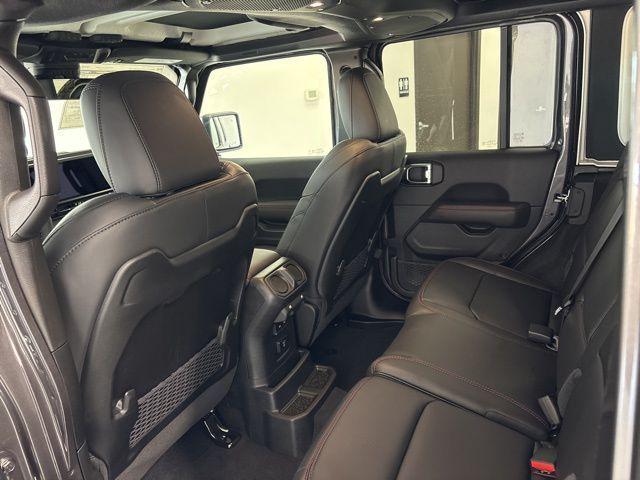 new 2025 Jeep Wrangler car, priced at $63,986