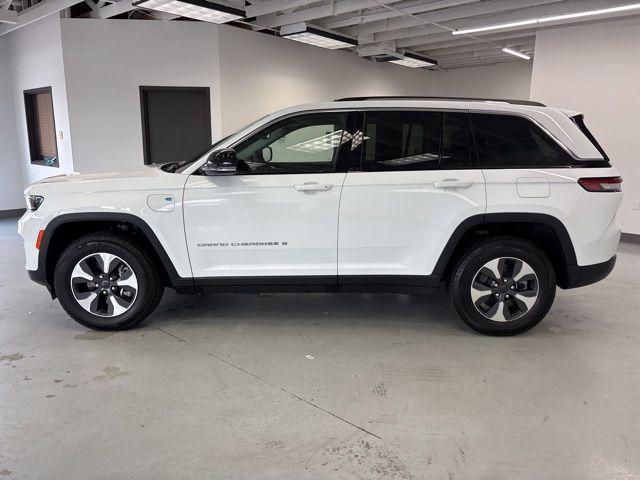 used 2022 Jeep Grand Cherokee 4xe car, priced at $29,500
