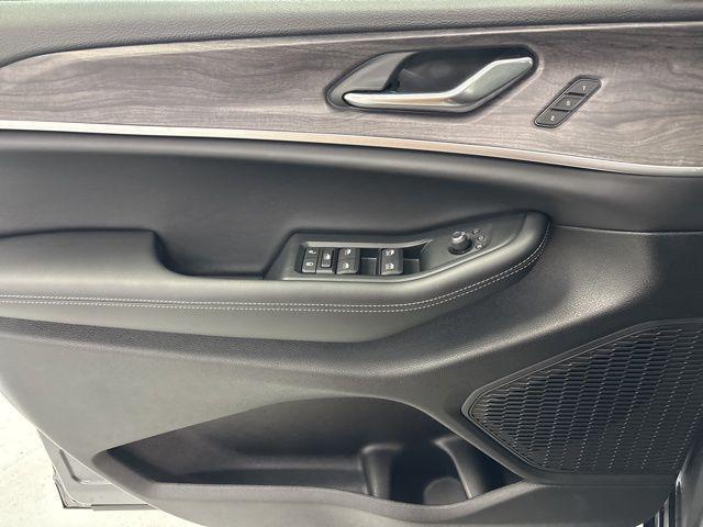 new 2025 Jeep Grand Cherokee L car, priced at $46,392