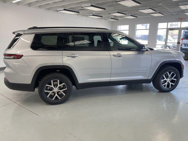 new 2025 Jeep Grand Cherokee L car, priced at $46,392