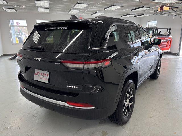new 2025 Jeep Grand Cherokee car, priced at $46,301